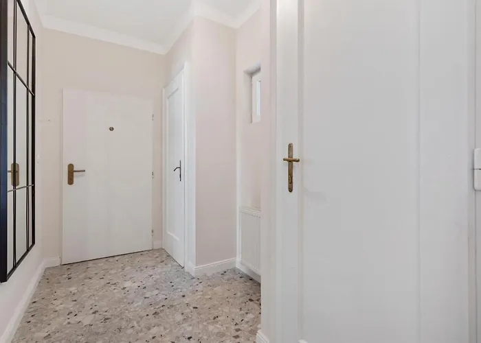 Lam Modern Art - Ac - Free Parking * 브라티슬라바