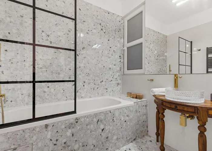 Appartement Lam Modern Art - Ac - Free Parking Bratislava