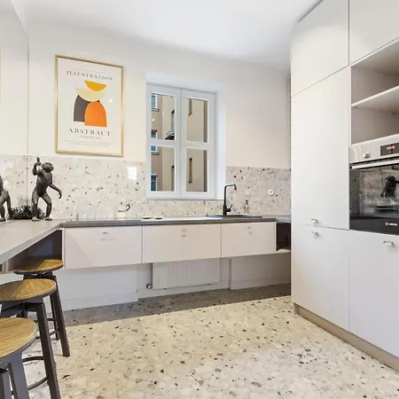 Lam Modern Art - Ac - Free Parking Bratislava