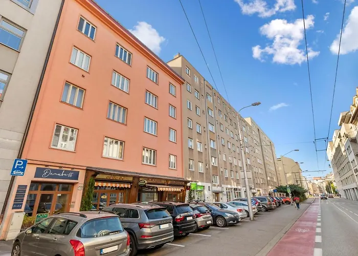 Lam Modern Art - Ac - Free Parking Apartament